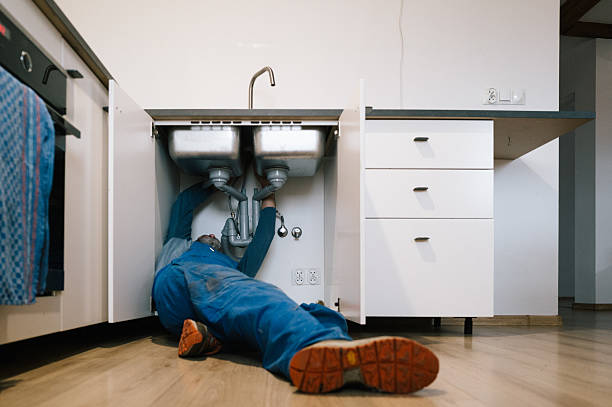 Professional Drain Cleaning technician working in Mount Clemens, MI